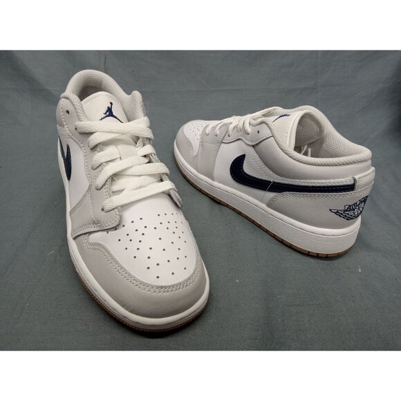 Nike Air Jordan 1 Low (GS) Sneakers Leather  White Navy Boy Size 4.5Y New No Box - Picture 1 of 11
